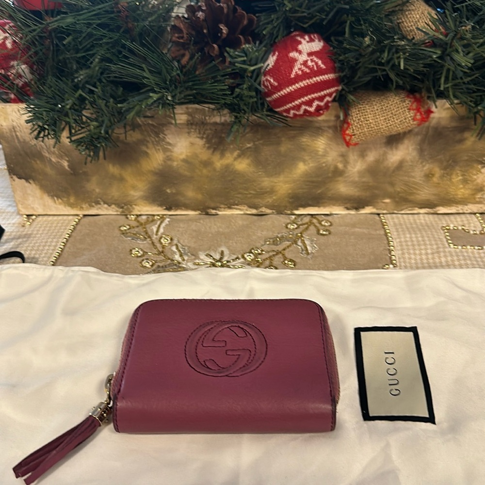 Gucci Small Wallet GG logo